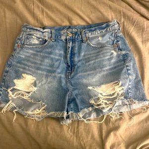 American eagle distressed jean shorts